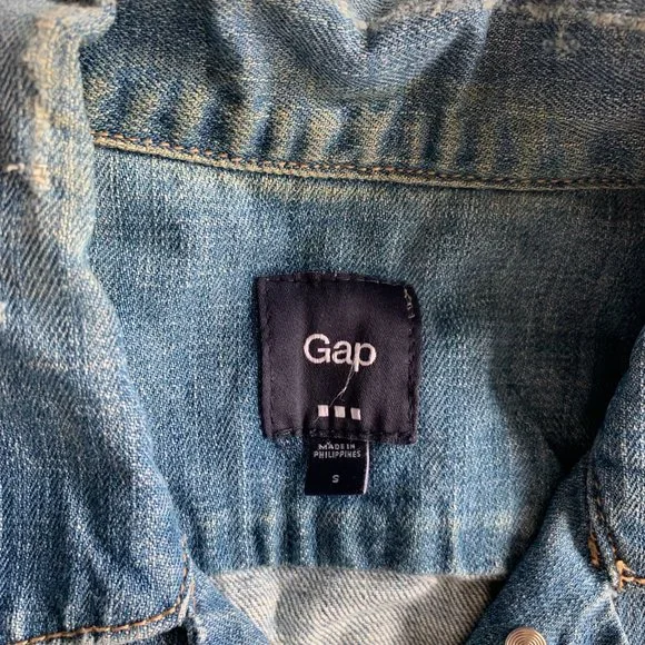 GAP Women's Small Jean Jacket - Picture 3 of 5